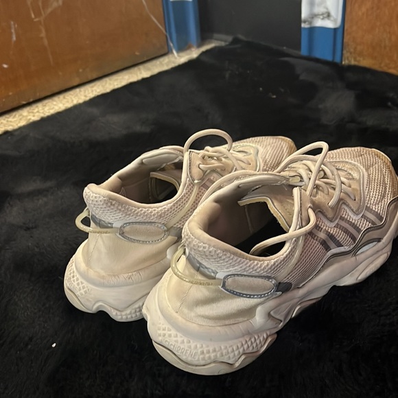 Yeezy Addidas Oswego’s - Picture 4 of 4